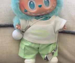 JJB jjb Jingjibao 竞技宝 电竞赛事 体育赛事 体育 电竞-加入潮玩大军！詹姆斯晒自己的Labubu玩偶：请叫他LeBronBron😁